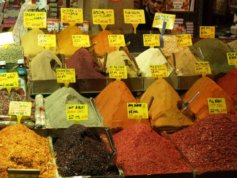 spices sale grand bazaar istanbul james bond