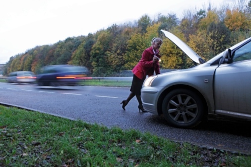 mechanical car failure woman side of road alone help required