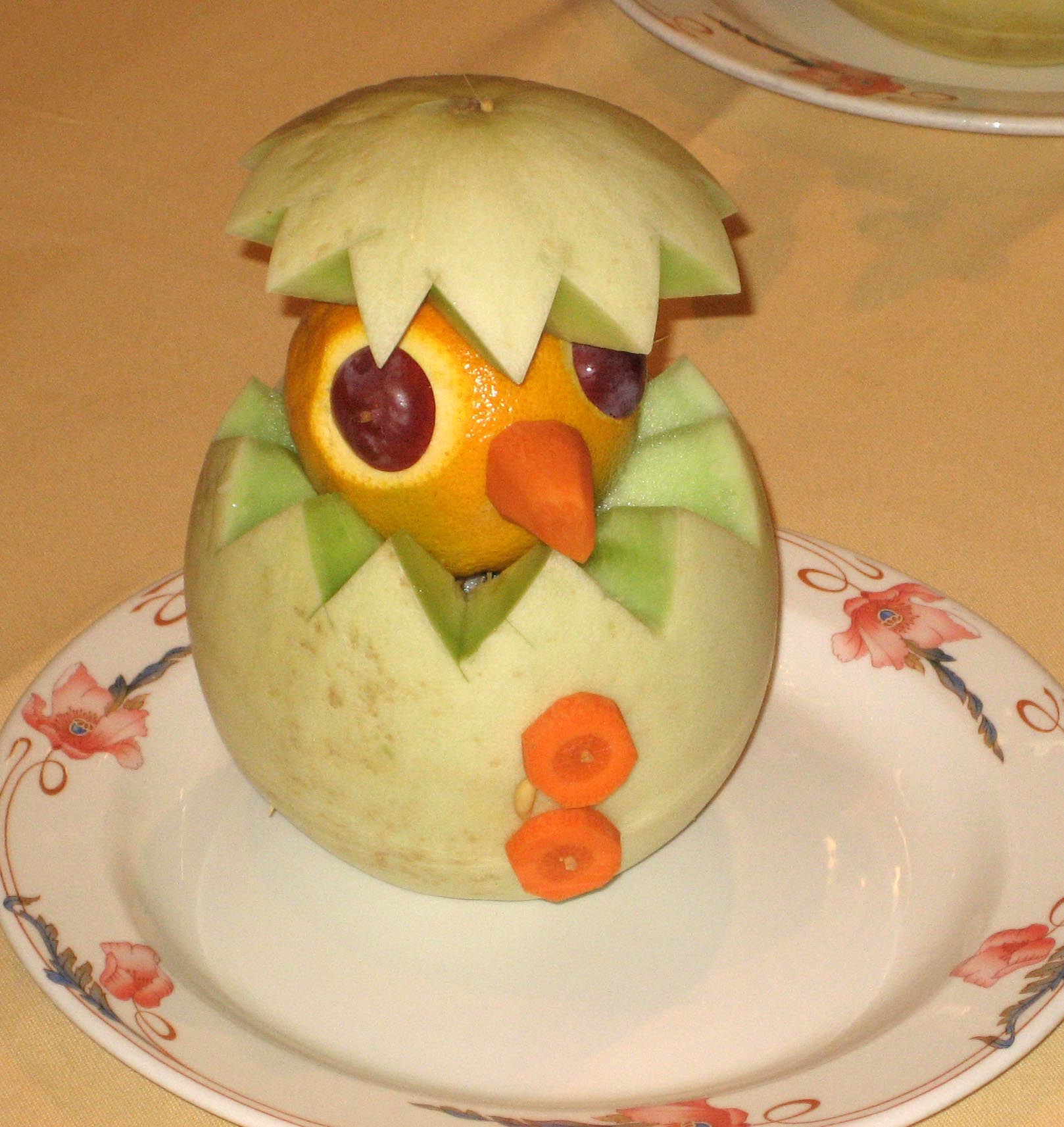 SA fruit carving chick